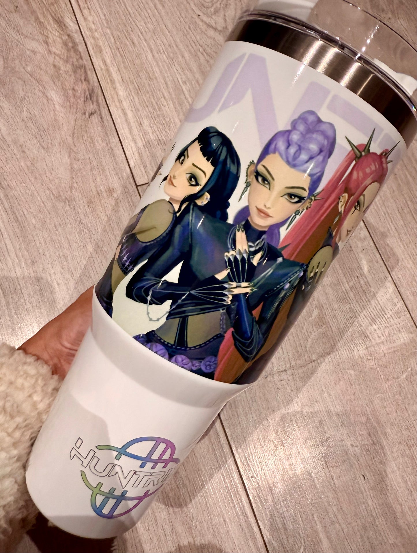 40oz huntrix tumbler
