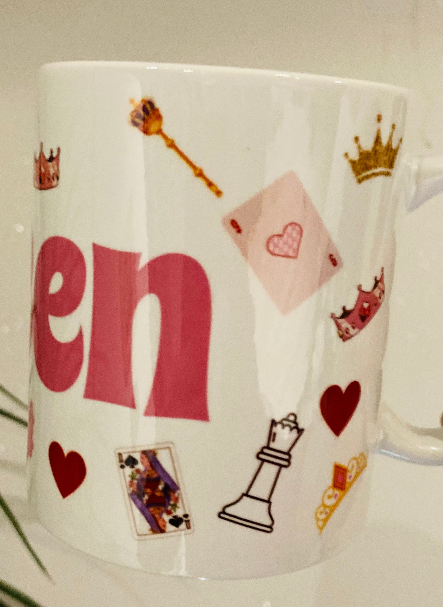 Queen 11oz mug