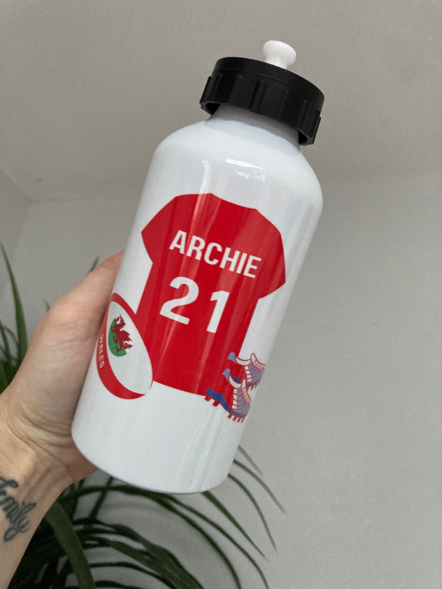 Rugby theme wales personalised water bottle children’s