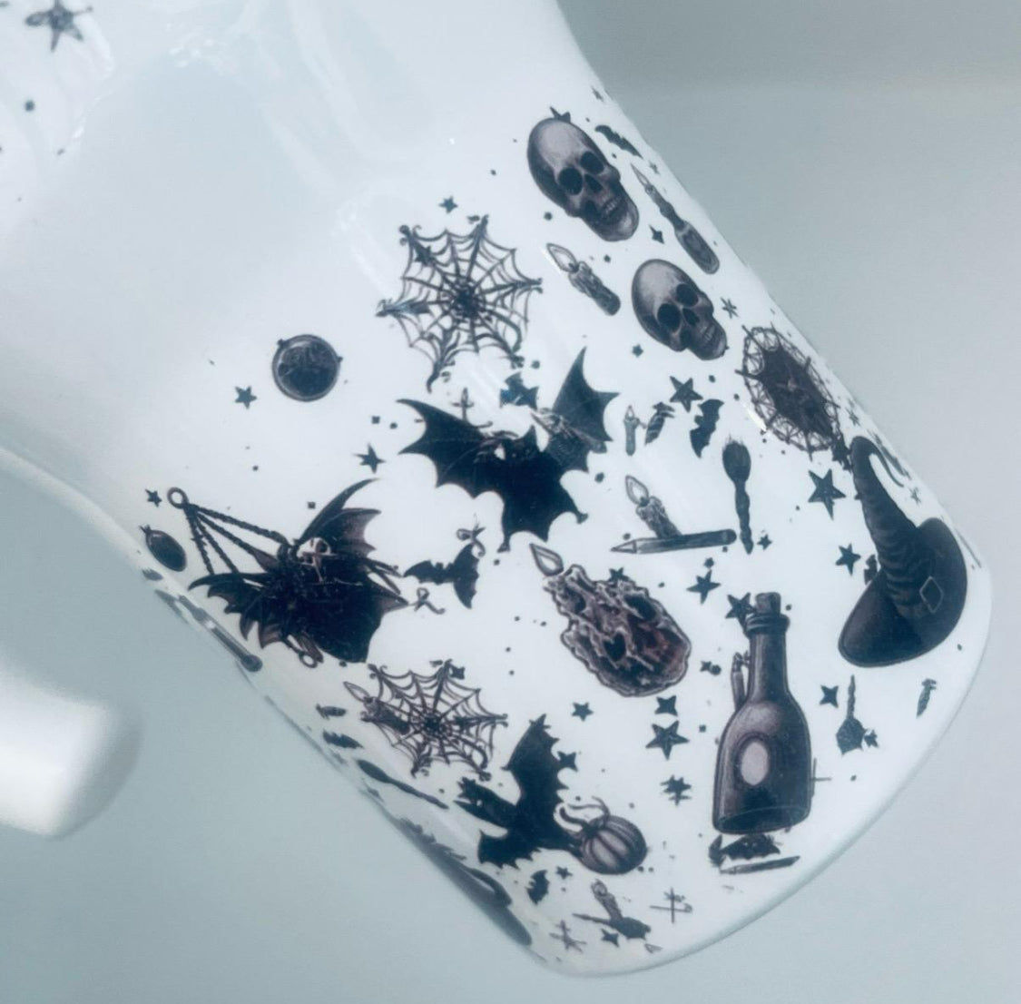 20oz tumbler with handle, witch theme. Gothic girl gift
