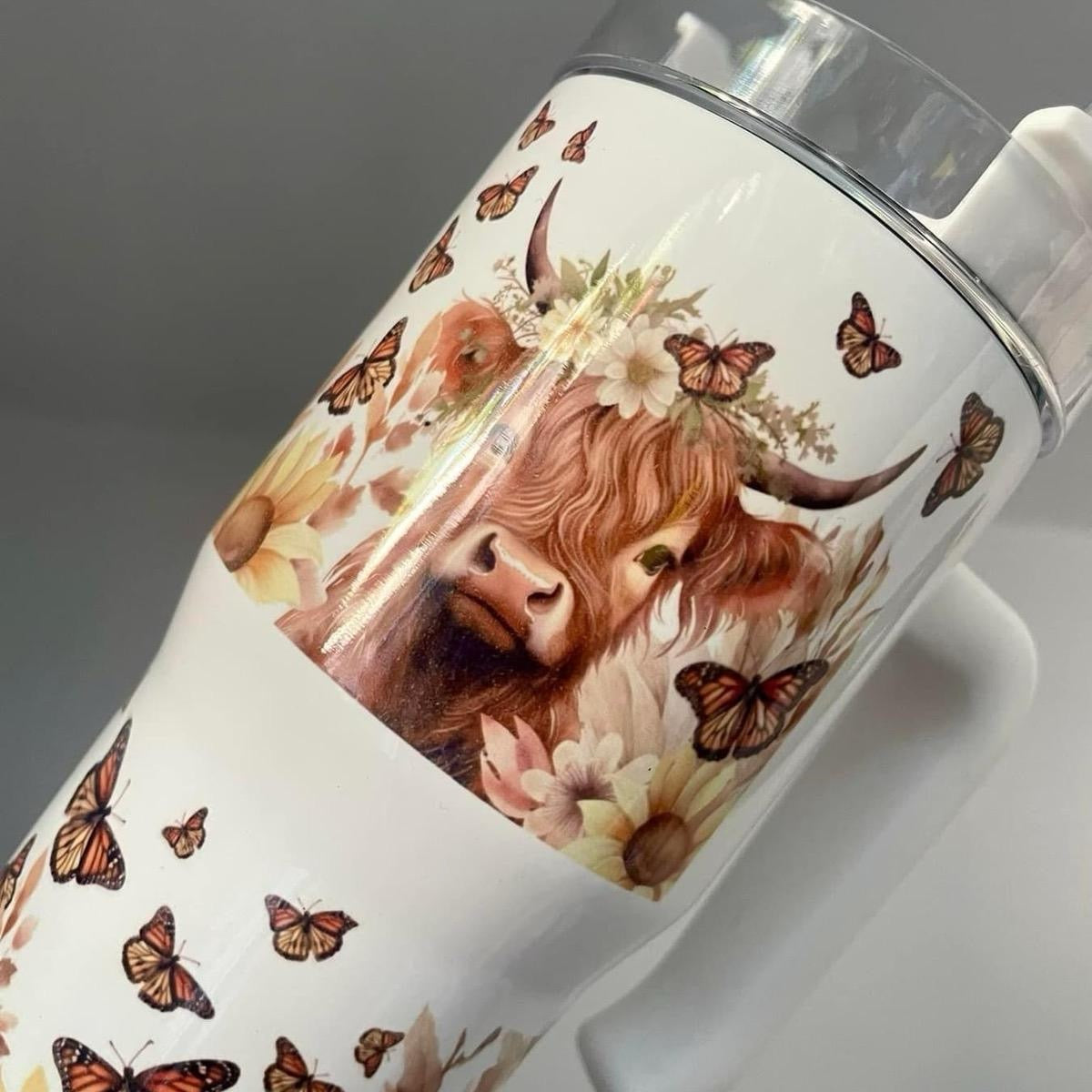 20oz tumbler with handle highland cow