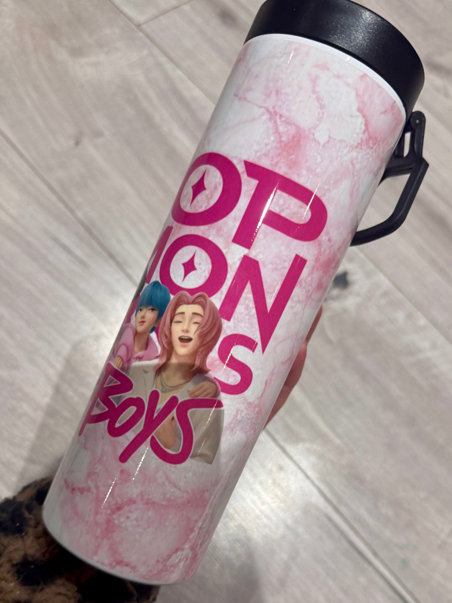 Saja boys water bottle with screw on lid straight