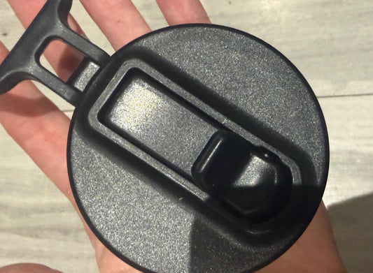 Replacement lid for 20oz water bottle