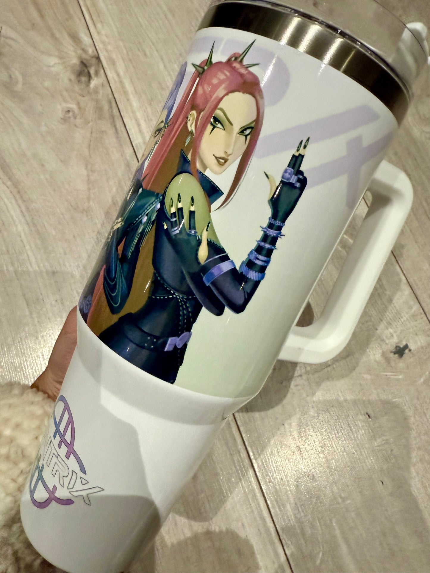 40oz huntrix tumbler